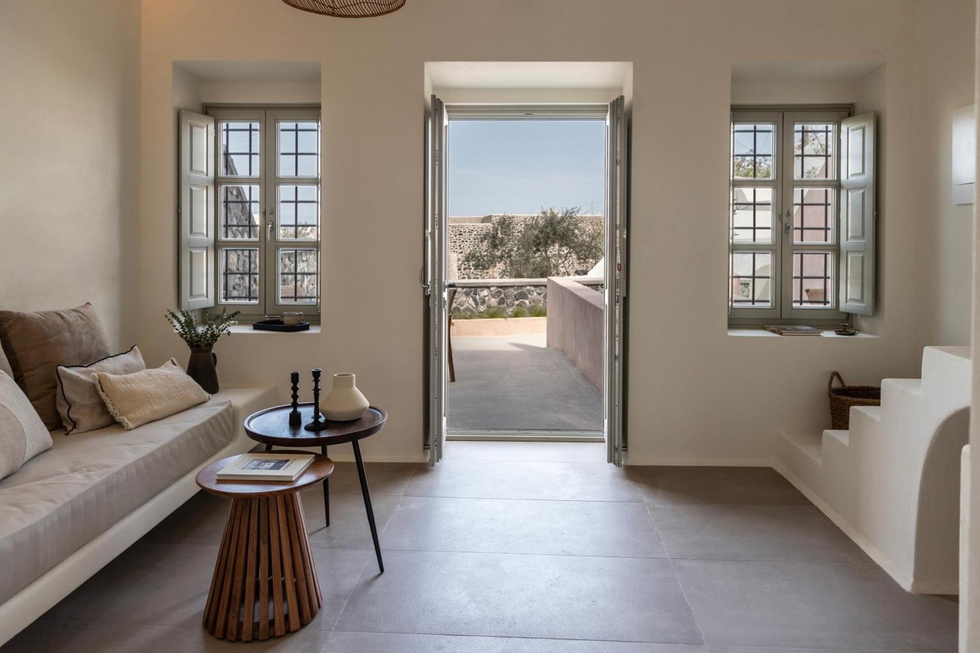 Frescoes Luxury Suites By Kb Hospitality Mesaria Exterior foto
